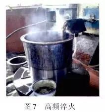 1 引言  山東魯碧建材有限公司2號(hào)輥磨為德國(guó)進(jìn)口萊歇磨，主要用于生產(chǎn)礦渣微粉，減速機(jī)采用弗蘭德品牌，型號(hào)為：KMPP651，其結(jié)構(gòu)為一級(jí)傘齒加兩級(jí)行星傳動(dòng)。2013年3月9日，該減速機(jī)因功率過(guò)高報(bào)警，而且潤(rùn)滑系統(tǒng)回油溫度急劇升高，晚上23：25減速機(jī)潤(rùn)滑站過(guò)濾器壓差高報(bào)警，整個(gè)系統(tǒng)跳停。檢查過(guò)濾器濾網(wǎng)時(shí)發(fā)現(xiàn)有大量的黃色銅屑，經(jīng)化驗(yàn)銅屑成分為CuAl10Ni查閱設(shè)備圖紙推測(cè)該合金來(lái)自二級(jí)行星輪中的銅瓦。經(jīng)過(guò)咨詢，弗蘭德專家給出了同樣的判斷，并提供了具體的解決方案。隨后， 山東魯碧建材有限公司按照弗蘭德公司出具的方案對(duì)該減速機(jī)進(jìn)行了搶修。目前該減速機(jī)運(yùn)行接近兩個(gè)月且效果良好?，F(xiàn)將具體原因、修復(fù)方案及預(yù)防措施簡(jiǎn)單描述。  2 原因分析  該減速機(jī)自2008年2月份開始使用，到現(xiàn)在已運(yùn)轉(zhuǎn)5年多，運(yùn)轉(zhuǎn)率接近90%，因此設(shè)備或多或少存在老化問(wèn)題，尤其是里面的合金瓦，由于自身硬度較低，一旦潤(rùn)滑不良很容易造成損傷。在拆檢減速機(jī)時(shí)發(fā)現(xiàn)二級(jí)行星有一個(gè)行星輪堆積了大量的合金，且無(wú)法轉(zhuǎn)動(dòng)，證明我們的判斷正確。在對(duì)該行星輪拆檢中發(fā)現(xiàn)了以下三個(gè)問(wèn)題：（1）兩側(cè)的推力瓦嚴(yán)重?zé)g熔化（圖1）；（2）銅瓦處存積了大量油泥并將潤(rùn)滑油道堵塞，而且銅瓦整個(gè)開裂、軸向延展接近30mm（圖2）；（3）銷軸局部裂紋（圖3）。    根據(jù)以上損壞分析，銅瓦潤(rùn)滑油孔堵塞之后，造成銅瓦急劇升溫，溫度升高到一定程度使得銅瓦受熱開裂并且膨脹延展，最終與兩側(cè)的推力瓦接觸，推力瓦受到擠壓以后迅速升溫最終燒蝕，銷軸因此承受較大的扭矩及高溫，造成裂紋。  3 處理方案  推力瓦、銅瓦、銷軸的方案為按照尺寸重新制作備件。但在檢測(cè)齒輪時(shí)發(fā)現(xiàn)其內(nèi)孔圓柱度較差以至于變成橢圓，而且表面硬度下降，遠(yuǎn)遠(yuǎn)低于圖紙要求（HRC55+5）。我們聯(lián)系弗蘭德公司欲購(gòu)買該齒輪，對(duì)方回復(fù)該齒輪需要德國(guó)進(jìn)口，加工周期為6個(gè)月，而且為保證齒輪嚙合，建議6個(gè)齒輪一起更換。此時(shí)， 山東魯碧建材有限公司銷售正處于旺季，該輥磨每天生產(chǎn)3000t微粉，停機(jī)6個(gè)月對(duì)我們的損失可想而知。我們聯(lián)系弗蘭德總部專家要求給出整改方案。對(duì)方經(jīng)過(guò)詳細(xì)計(jì)算給出如下方案：擴(kuò)大齒輪內(nèi)孔直徑，再加一個(gè)過(guò)渡套，從而保證齒輪的硬度及裝配要求（圖5）。    3.1 過(guò)渡套材料選擇 過(guò)渡套材料采用42CrMo。該材料強(qiáng)度、淬透性高，韌性好，淬火時(shí)變形小，高溫時(shí)有高的蠕變強(qiáng)度和持久強(qiáng)度，用于制造要求強(qiáng)度更高和調(diào)質(zhì)截面更大的鍛件。  3.2 處理工藝    （1）鍛打：目的是減小殘留夾雜物的尺寸，使其成分趨于均勻，組織趨于致密，細(xì)化晶粒，改善鋼的性能。    （2）粗車：?jiǎn)芜吜?mm加工余量。    （3）著色探傷：目的是檢查工件是否有損傷，從而保證下一道工序順利進(jìn)行。    （4）完全退火：目的是使工件的內(nèi)部組織全部進(jìn)行重結(jié)晶，通過(guò)完全退火來(lái)細(xì)化晶粒，均勻組織，消除內(nèi)應(yīng)力，同時(shí)降低硬度，便于切削加工，并為加工后零件的淬火作好組織準(zhǔn)備（圖6）。    具體過(guò)程：零件在爐溫>800℃裝爐，立即通入甲醇：50~60ml/min、氮?dú)猓?~6m3/h；溫度升到850℃之后甲醇：35~45ml/min、氮?dú)猓?m3/h；保溫120min后隨爐冷降溫至650℃，停甲醇，氮?dú)猓?m3/h；降溫至550℃時(shí)出爐空冷。    （5）半精車：?jiǎn)芜?.75mm，從而滿足下一步淬火的淬硬層>0.5mm的要求。    （6）高頻淬火（圖7）：該套由于工作面是套的內(nèi)孔及兩個(gè)端面，硬度要求HRC58-62，淬硬層>0.5mm。因此，選擇高頻淬火，這樣既能局部熱處理，同時(shí)也滿足硬度要求。另外，高頻淬火時(shí)工件的冷卻至關(guān)重要，為保險(xiǎn)起見采用淬火液進(jìn)行冷卻；感應(yīng)器距離工件的位置也非常重要，離得太近容易造成感應(yīng)器受熱，堵塞冷卻水溢流孔，離得太遠(yuǎn)影響熱功率的傳遞，一般控制在3~5mm。       （7）精車外圓及內(nèi)孔：外圓最終尺寸為?330t6，內(nèi)孔最終尺寸為?330H6，這樣保證外圓與齒輪內(nèi)孔過(guò)盈配合，過(guò)盈量控制在0.2~0.3mm；內(nèi)孔與銅套間隙配合，間隙控制在0.1~0.12mm。    （8）精車端面：將過(guò)渡套與齒輪進(jìn)行冷裝之后，對(duì)過(guò)渡套的端面進(jìn)行精車，要求兩個(gè)端面與內(nèi)孔垂直度，圓跳度誤差控制在0.02mm以內(nèi)。 目前，該減速機(jī)已恢復(fù)生產(chǎn)兩個(gè)月，二級(jí)行星振動(dòng)值3~5mm/s，輥壓9.0MPa，比表面積440m2/kg，磨機(jī)產(chǎn)量也逐漸恢復(fù)到150t/h，運(yùn)轉(zhuǎn)狀況良好。  4 采取的措施  4.1 加強(qiáng)設(shè)備巡檢并采用先進(jìn)的檢測(cè)工具 該減速機(jī)恢復(fù)生產(chǎn)之后，我們加強(qiáng)了巡檢力度，購(gòu)買了先進(jìn)的在線巡檢儀，它不僅能對(duì)減速機(jī)振動(dòng)進(jìn)行檢測(cè)形成趨勢(shì)圖，而且還能進(jìn)行數(shù)據(jù)傳輸及保存，這樣我們就能夠通過(guò)趨勢(shì)圖來(lái)推斷減速機(jī)運(yùn)行狀況。  4.2 加強(qiáng)油品檢測(cè) 目前，我們每個(gè)月都要對(duì)潤(rùn)滑油進(jìn)行檢測(cè)，項(xiàng)目有粘度、機(jī)械雜質(zhì)、水分、污染等級(jí)等，通過(guò)對(duì)油樣的檢測(cè)，可以隨時(shí)掌握減速機(jī)內(nèi)部運(yùn)轉(zhuǎn)狀況，保證了潤(rùn)滑的可靠性。  4.3 提高磨機(jī)操作水平 喂料粒度控制在80mm以內(nèi)，這樣既能保證碾磨料層厚度避免磨機(jī)振動(dòng)，又能提高研磨效率；另外，加強(qiáng)選粉機(jī)轉(zhuǎn)速、喂料量、熱風(fēng)控制的調(diào)整，從而保證磨機(jī)穩(wěn)定順行。  4.4 選用材質(zhì)較好的濾芯 弗蘭德KMPP651減速機(jī)內(nèi)部全部為滑動(dòng)軸承，對(duì)潤(rùn)滑油的潔凈度要求比較高，一旦有異物進(jìn)入很容易造成油道堵塞。因此，濾芯的選用至關(guān)重要，我們現(xiàn)在選用的是力士樂(lè)25μm濾芯，使用效果很好。  5 結(jié)語(yǔ)  輥磨的穩(wěn)定運(yùn)行對(duì)減速機(jī)的使用壽命至關(guān)重要，減少輥磨運(yùn)行的振動(dòng)值，有利于減速機(jī)提高使用壽命；另外，定期檢測(cè)減速機(jī)各個(gè)軸瓦部位的振動(dòng)，并且定期對(duì)潤(rùn)滑油進(jìn)行檢測(cè)及檢查過(guò)濾網(wǎng)上有無(wú)雜質(zhì)，對(duì)提高減速機(jī)的穩(wěn)定順行也至關(guān)重要。